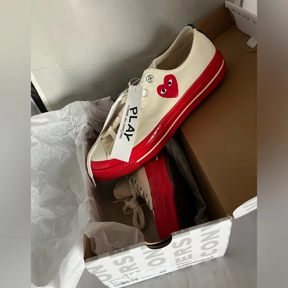 Comme Des Garcons Play Converse Limited edition chuck low 70 M8 W10
